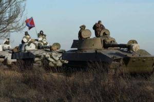 Вблизи Донецка боевики развернули танковые и механизированные группы