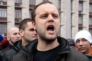 "Зачем нам этот наркоман": жители Ясиноватой прогнали "мэра" Губарева