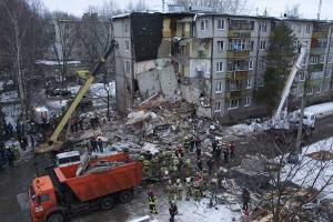 СМИ: число погибших при обрушении дома в Ярославле выросло до семи человек