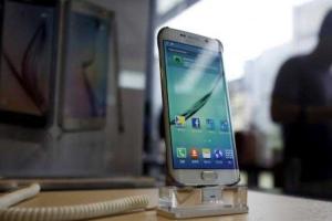 Самсунг планирует менять старые телефоны на новые