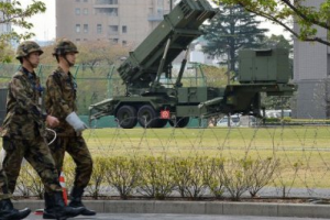 Министр обороны Японии приказал сбить ракету КНДР в случае угрозы