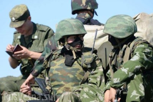 СМИ: в Киргизии военный, делая селфи, получил пулю в голову