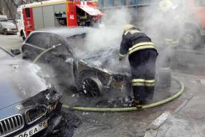 В Петербурге сожгли машину жены Сергея Шнурова