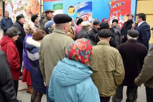 Мать-одиночка требовала у нардепа Семенченко денег: "Украдите, но дайте мне хоть немного!"