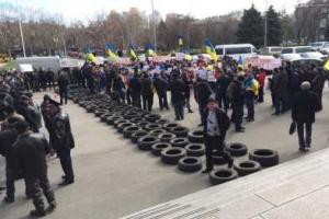 Одесскую ОГА окружил Автомайдан с шинами