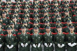 Китай увеличивает оборонный бюджет