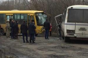 Во Львовской области столкнулись два автобуса, десятки пострадавших