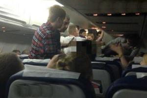 Пьяная супружеская пара спровоцировала драку на борту лайнера Москва — Гоа