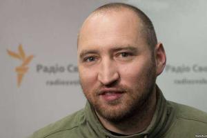 Россияне стягивают технику на Донбасс, но дата наступления неизвестна, - волонтер