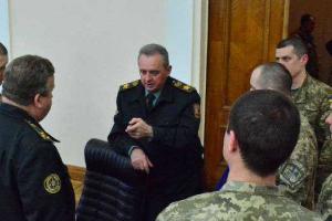 Муженко хочет изменить сержантскую вертикаль в ВСУ