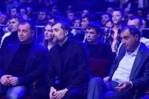 Фотограф "застукал" экс-главаря "ДНР" Бородая в компании со своим кремлевским куратором Сурковым