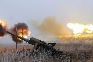 В Авдеевке боевики вновь применили огонь ствольной артиллерии