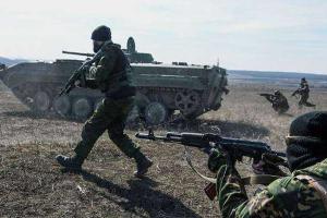 Боевики стягивают технику и готовят прорыв со стороны Ясиноватой - очевидцы