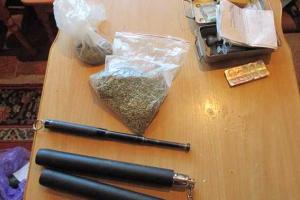 У жителя Буковины изъят арсенал оружия и наркотики