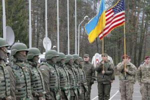 В зоне АТО официально появились первые американские военные