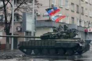 Боевики свезли более 10 танков в жилой район в центре Донецка