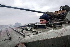 Боевики применили танки в районе Новотроицкого, ВСУ открыли ответный огонь