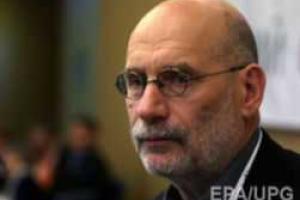 Писатель Акунин: Москва хочет вернуть Савченко в Украину «грузом 200»