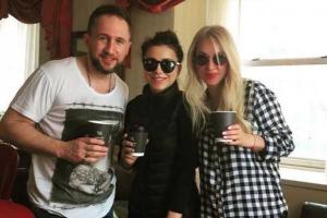 Лера Кудрявцева похвасталась селфи с Ани Лорак и Оскаром Кучерой