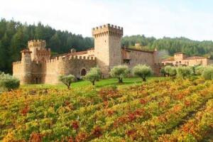 В Италии продают замок вместе с целым селом