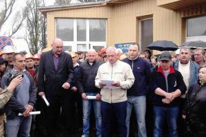 В Мариуполе бастуют работники судоремонтного завода