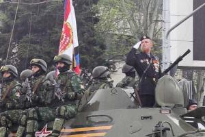 Захарченко заявил, что "ДНР" проведет парад на высшем уровне со всеми видами вооружений