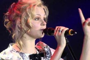 Экс-солистка «Ленинграда» представит две песни до выхода альбома 