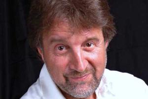 Ярмольник разбил камеру журналистов на дне рождения Пугачевой 