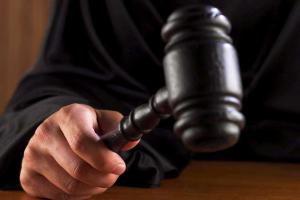 50-летний мужчина три месяца насиловал 12-летнего сына