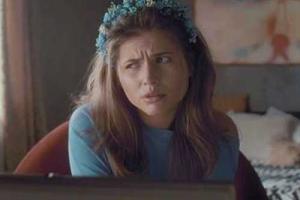 Звезда клипа «Экспонат» рассказала о нелегкой жизни после съемок 