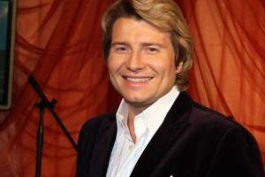 Николай Басков купил кольцо возлюбленной за 1,7 миллиона рублей