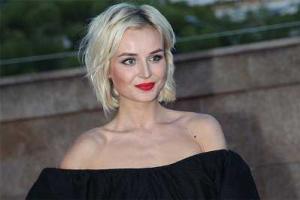 Полина Гагарина купила 30 купальников для отпуска