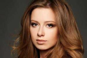 Певица Юлия Савичева ждет ребенка 