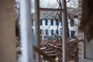 Как сейчас выглядит полуразрушенный поселок Зайцево на окраине Горловки