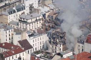 В Париже прогремел мощный взрыв, опубликовано видео