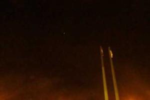 В небе над Мариуполем замечен загадочный светящийся шар