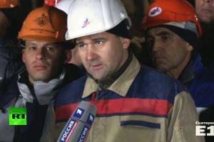 Россиянин спросил у Путина о задержке зарплаты и оказался в изоляторе