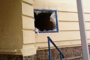 В оккупированном Донецке неизвестные разрушают здание супермаркета
