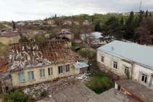 Нагорный Карабах разрушается под обстрелами артиллерии: ожесточенные бои в самом разгаре