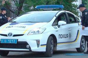 Пьяный скутерист протаранил патрульный автомобиль в Житомире
