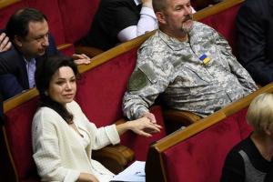 Романтическое фото двух депутатов-любовников облетело интернет
