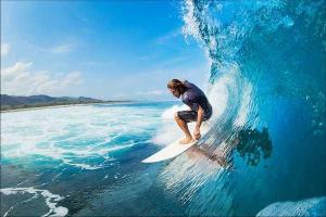 Обучение серфингу на Канарских островах в International Surf School
