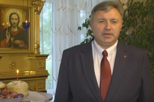 Гарбуза раскритиковали за поздравление с Пасхой на русском языке