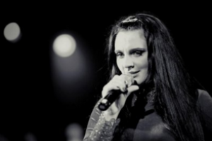 Певица Елена Ваенга оказалась в белорусской больнице