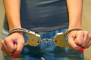 Полиция задержала харьковчанку, которая выстрелила своему парню в сердце