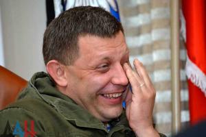 Захарченко нахамил представителям ОБСЕ в ответ на запрет парада военной техники в Донецке