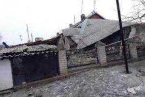 Боевики «ДНР» сообщили о первых разрушениях в результате обстрелов после ввода «режима тишины»