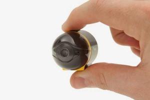 Учёные создали миниатюрную камеру для людей с плохим зрением