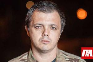 Семенченко назвал виновных в сдаче Дебальцево и Иловайска