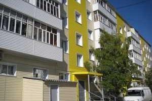 В Сургуте нож выпал из окна многоэтажки и вонзился в спину 13-летней девочке